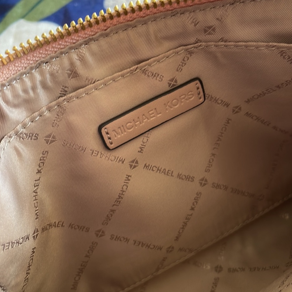 Brand New Michael Kors Large Zip Clutch Wristlet Pink Ballet w/ Gold Tone Accent - Picture 10 of 13